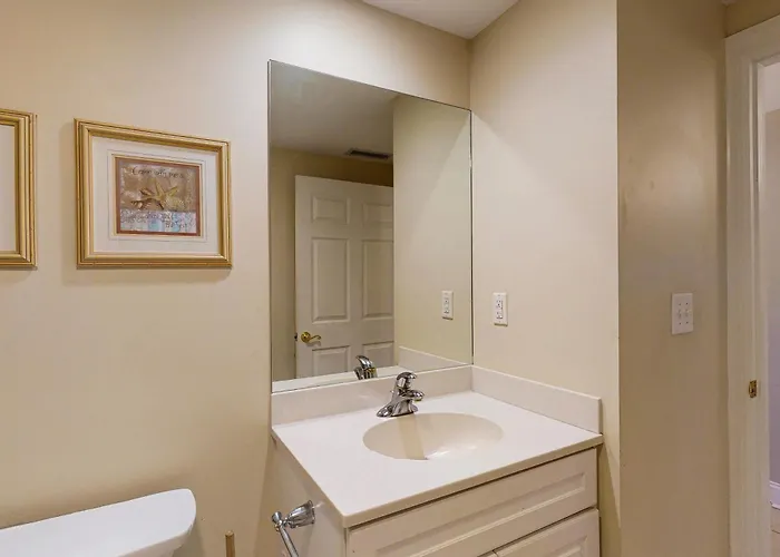 Mayfair 102